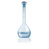 容量瓶，PUR材质涂层，BLAUBRAND A级，500 ml，Boro 3.3, NS 19/26，PP瓶塞